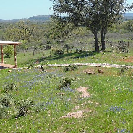 Texas T Bed And Breakfast Llano Extérieur photo