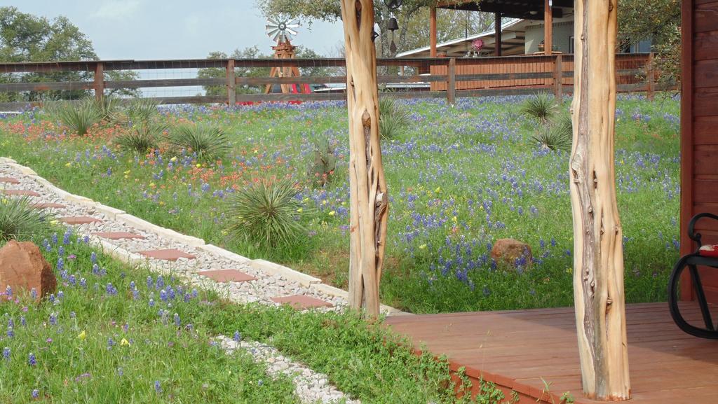 Texas T Bed And Breakfast Llano Extérieur photo