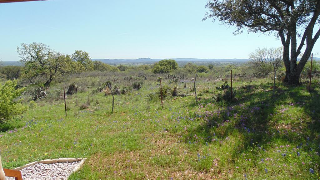 Texas T Bed And Breakfast Llano Extérieur photo