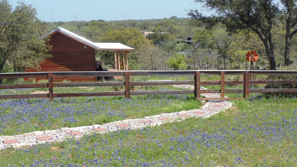 Texas T Bed And Breakfast Llano Extérieur photo